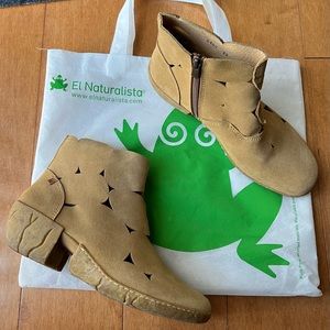 NIB- El Naturalista Laser Cut Suede Bootie